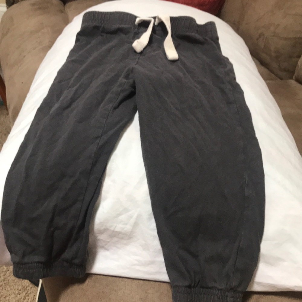 PERFECT SHAPE! Boys pants